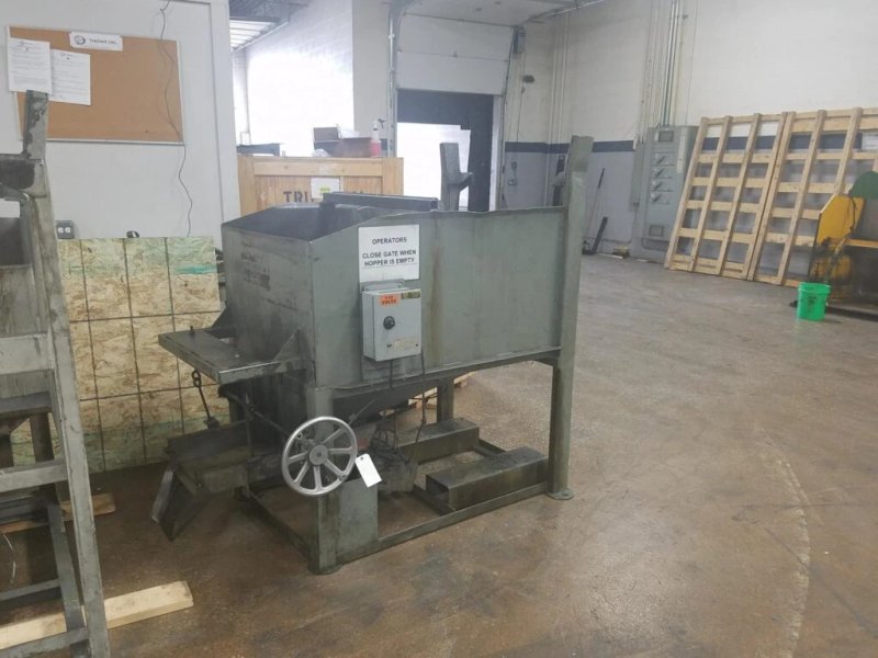 Gravity Loader #1 - 14" Wide Track - 11" F to C