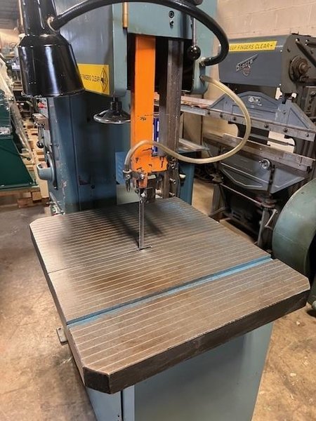 Leten Vertical Band Saw Model DCM-5, 20" Throat