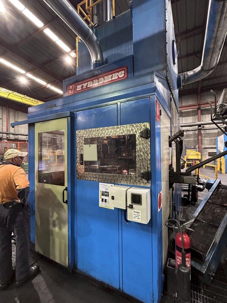 400 TON HYDROMEC HF4000 FORGING PRESS CELL W/ CEFI INDUCTION UNIT