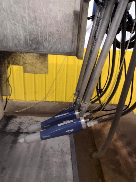 NORDSON POWDER COAT PAINT SYSTEM WITH FEEDER &amp; I-CONTROL. STOCK # 0985226