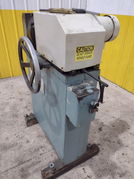 J.F. BERNS MODEL 76-JB-3 CHAMFERING MACHINE w/ 10" 3-JAW CHUCK: STOCK #23372