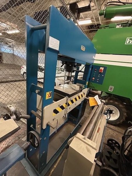 2015 BAILEIGH HSP-60M Hydraulic Press - 60 Ton Capacity, Like New