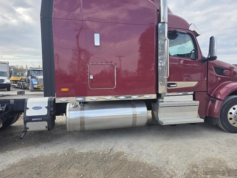 2022 Peterbilt 567 804180