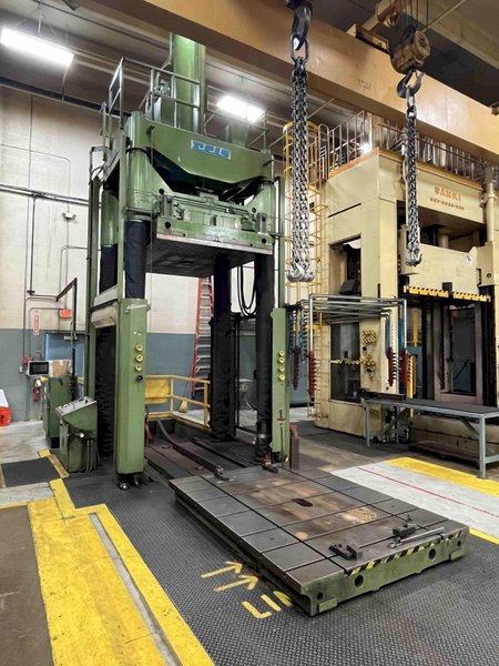 224 Ton Reis 4 Post Hydraulic Spotting Press, Model TUS-180 OK-200, 71" x 98" Roll Out Table, Tilt Down Ram, 106" STR, 118" DLO, 1994