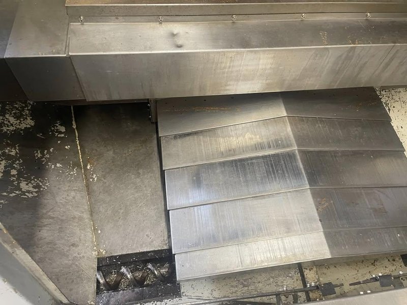2007 AKIRA SEIKI PERFORMA V5A-XP VERTICAL MACHINING CENTER