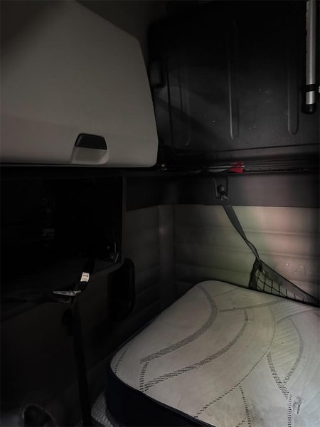 2023 Freightliner Cascadia 3AKJHHDR2PSNC6295