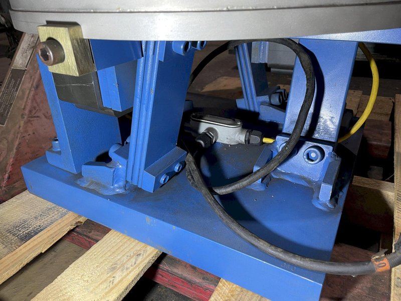 Feeder Innovations 23" CW Vibratory Bowl
