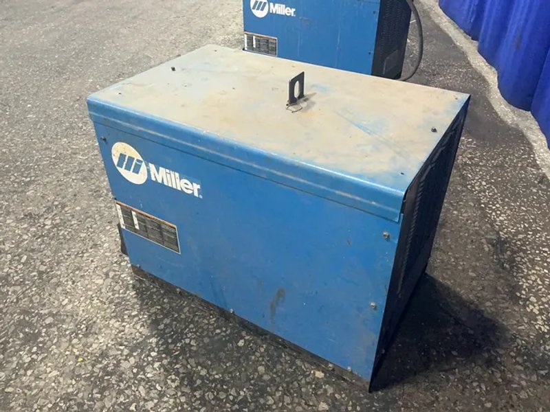 Miller 450 Amp Welder - Dimension Nt 450