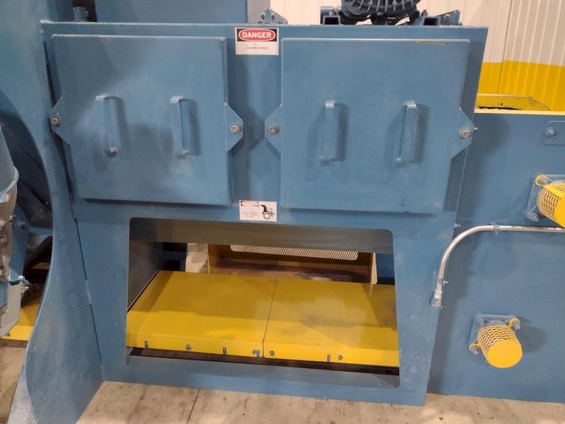 4 WHEEL X 18" VIKING MODEL #MP1809P CHAIN MESH BELT DE-FLASHING / SHOT BLAST MACHINE: STOCK #21636