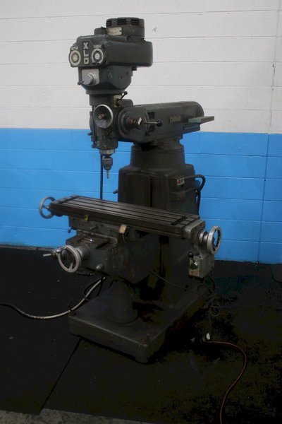 1-1/2 HP EXCELLO RAM TYPE VERTICAL MILL: STOCK #75094