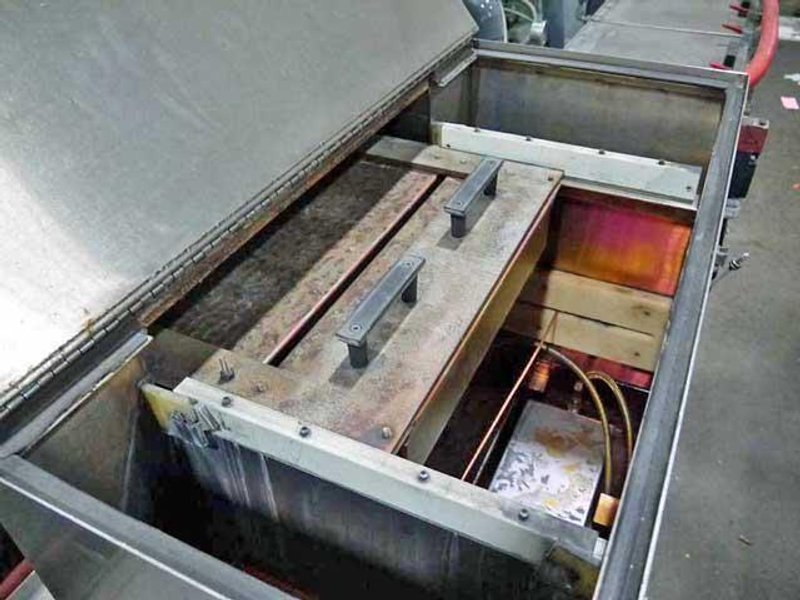 8" (203mm) STRIP CLEANING SYSTEM (13740)