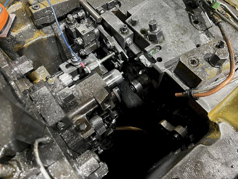 Nakashimada Model NP-60 2 Die 3 Blow Cold Header