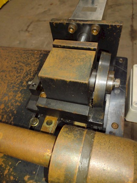 DURAFLEX MANDREL TYPE PIPE CUTTING MACHINE: STOCK #19328