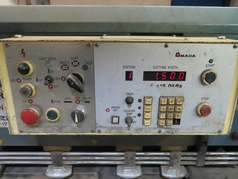 1986 AMADA M-2060 | Shears, Power Squaring (In)