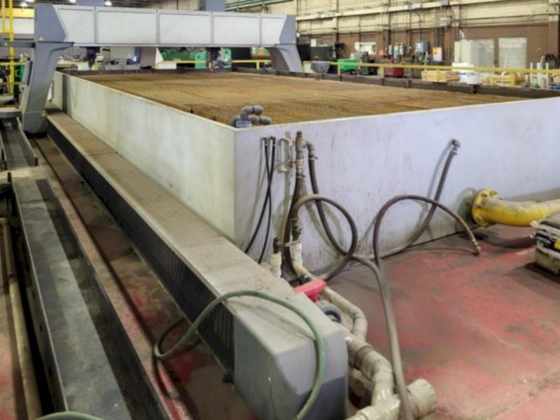 FLOW MACH 4 M4C 3070C - Waterjet Cutters