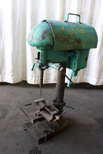14" DELTA SINGLE SPINDLE DRILL: STOCK #65425