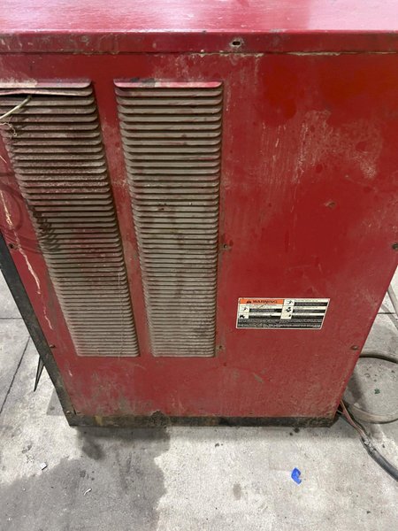 LINCOLN SQUARE WAVE TIG-350 WELDER: STOCK #18493