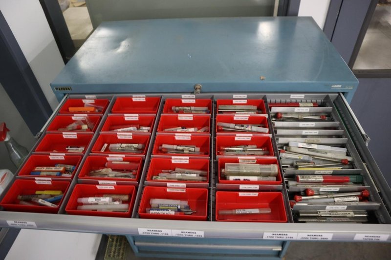 Lista HD Tool Cabinet LOADED with Perishable Cutting Tools, (14) Drawers- Auction Item