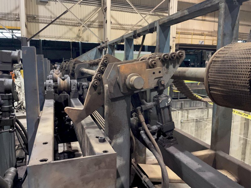 1000 TON (7") AMD MODEL #1000-3030 HYDRAULIC BILLET BAR SHEAR: STOCK #10000