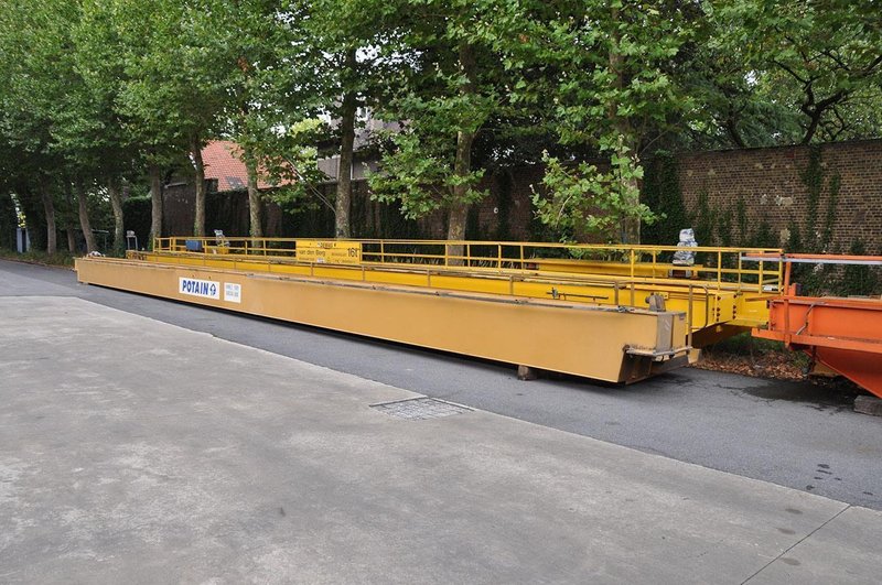 Potain - 5 ton x 24 meter