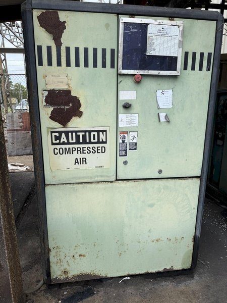 Sullair model 7500 air compressor s/n 200802150085