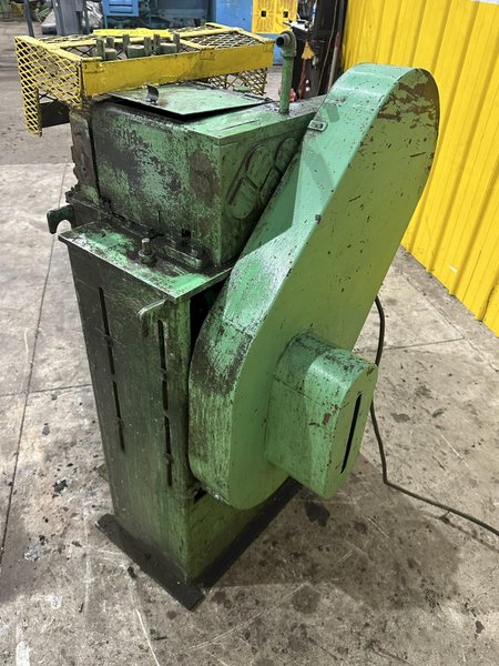 5/16" X 12 ROLL TORIN MODEL #1818-12 2-PLANE WIRE &amp; BAR POWERED STRAIGHTENER: YOBRO #23873