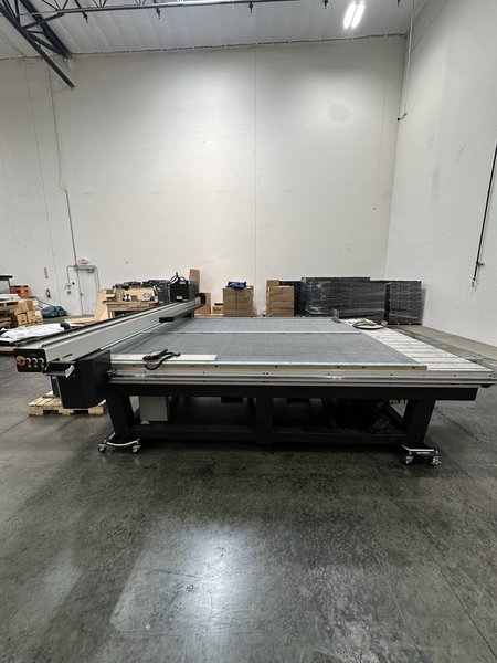 9′ x 10′ AXYZ Infinite 8010 CNC Router, 2019 – Vacuum Pump