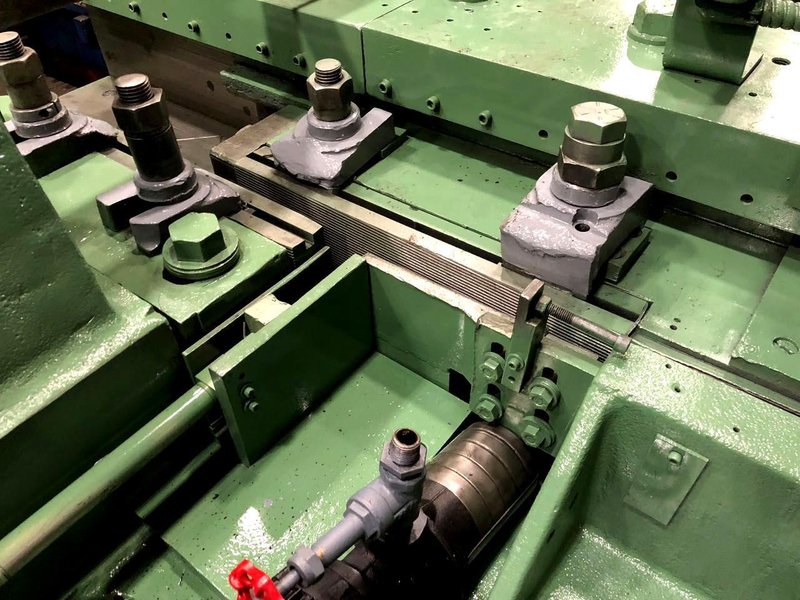 1-1/4"  Manville Flat Die Model 1000-C Hand Feed Thread Roller