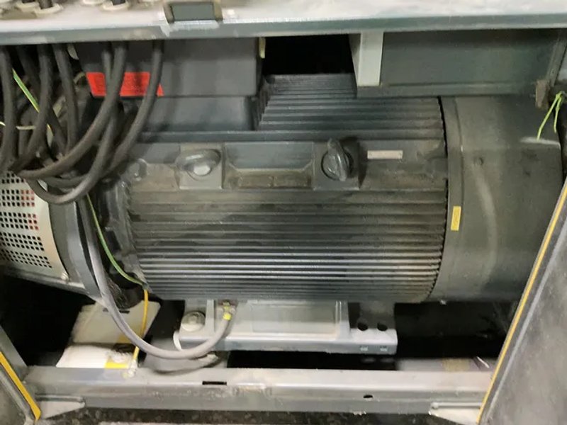 Kaeser 175 Hp Air Compressor - Dsd 175
