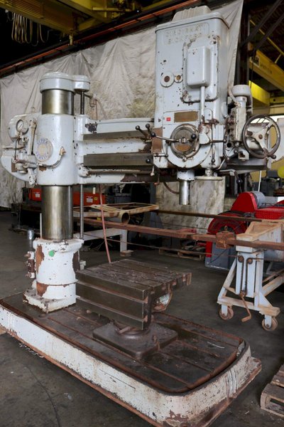 4' X 13" CINCINNATI BICKFORD RADIAL DRILL: STOCK #72033