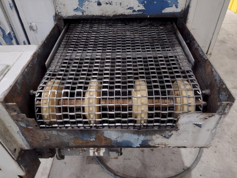 24" X 12" X 3 STAGE RANSOHOFF MODEL SURECLEAN MESH BELT CONVEYOR PARTS WASHER. STOCK # 0237725