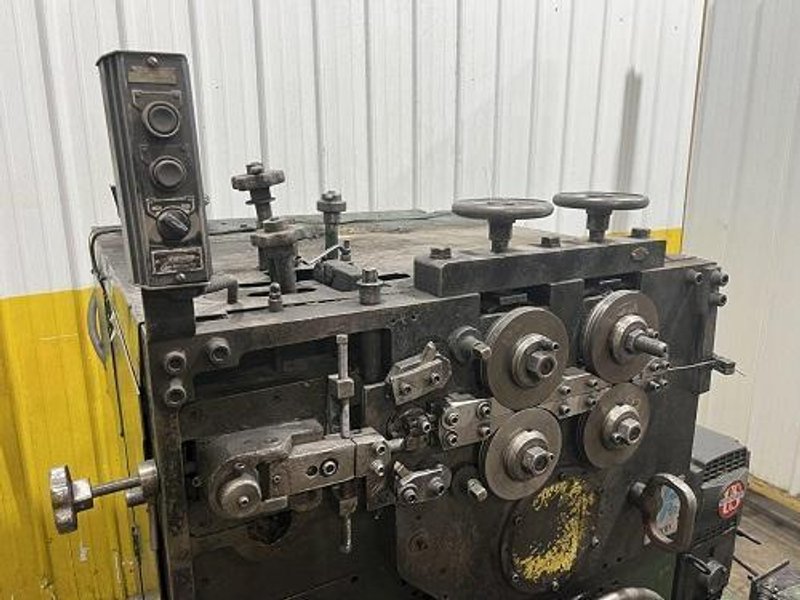 TORRINGTON MODEL #W12A WIRE SPRING COILER / COIL MAKING MACHINE
