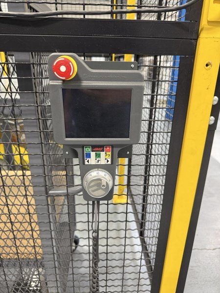 Haas UMC-750SS 5 Axis UMC, 2022 – Fanuc M-20iD Robot Cell, 70+1 SMTC, TSC, Chip Conveyor