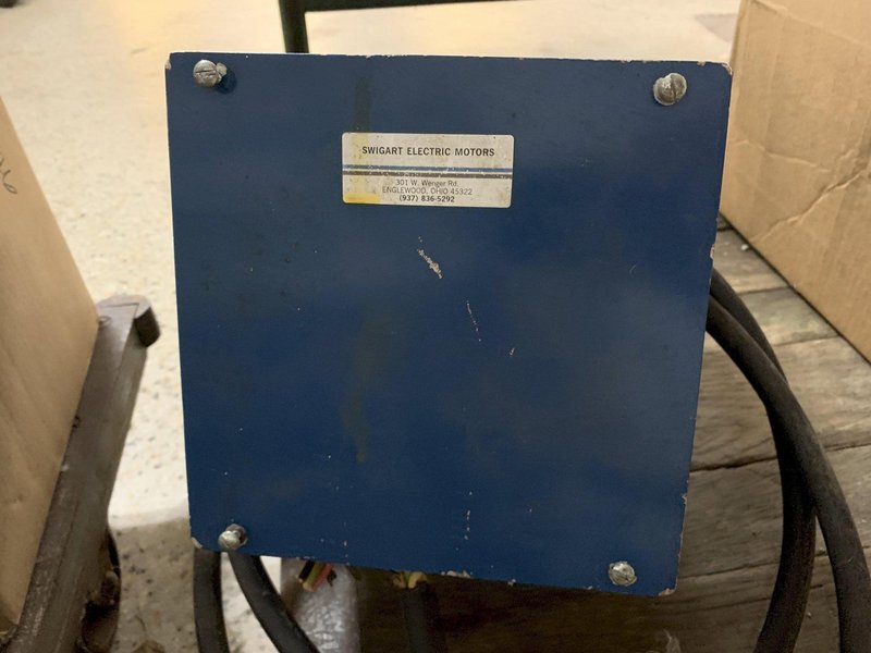 SWIGART ELECTRIC ROTARY PHASE CONVERTER