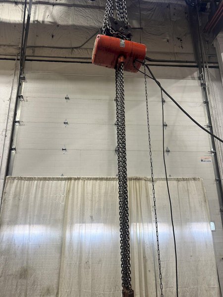 3 TON C &amp; M  ELECTRIC CHAIN HOIST: STOCK #77408