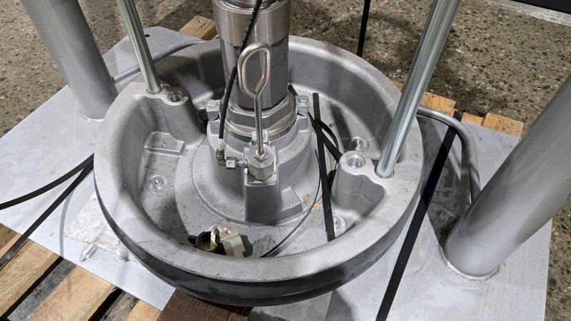 GRACO TC257J Check‑Mate Supply Pump 23:1 for 50 Gal Drum USED