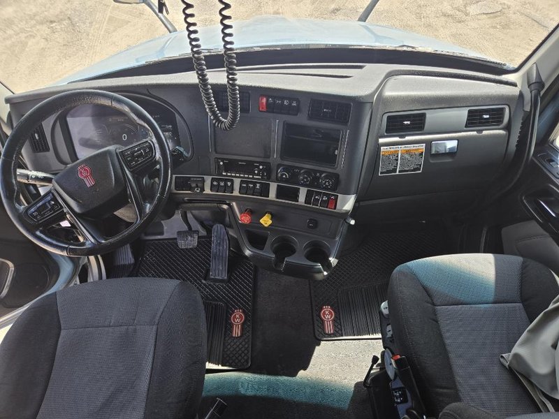 2024 Kenworth T680 1XKYDP9X3RJ265006