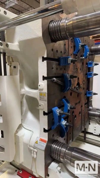 618 TON 59.7 OZ HAITIAN MODEL JU550IIS INJECTION MOLDING MACHINE MFG 2017