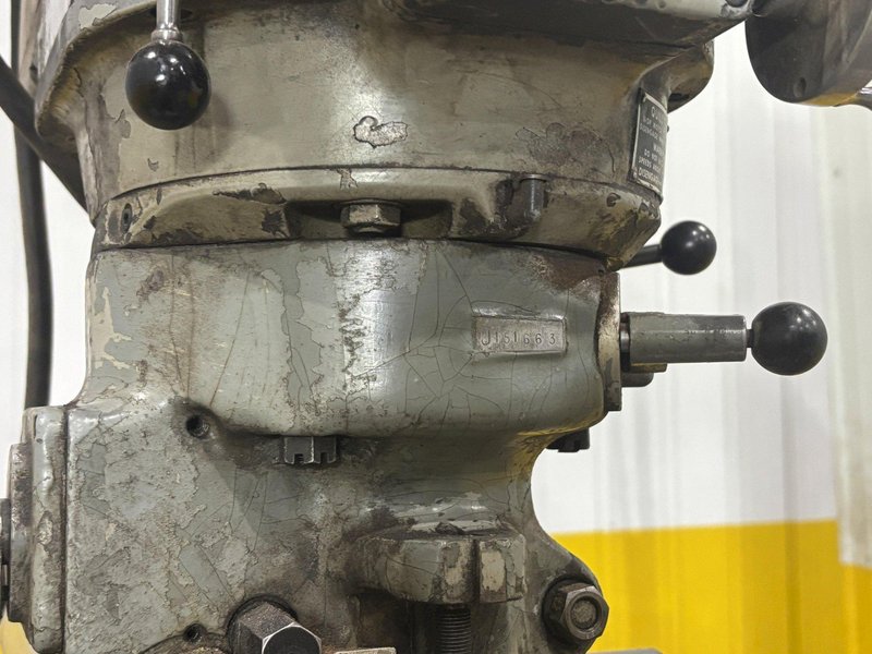 1.5 HP BRIDGEPORT VERTICAL RAM TYPE MILL &amp; CHERRYING HEAD: STOCK #23195