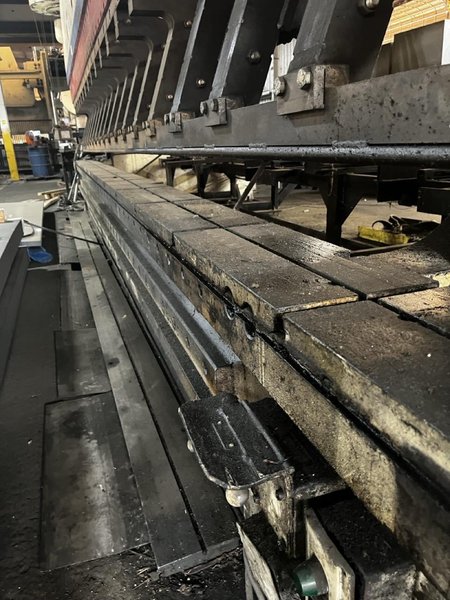 1000 Ton x 24′ Cincinnati 1000H20 CNC Press Brake, 1966