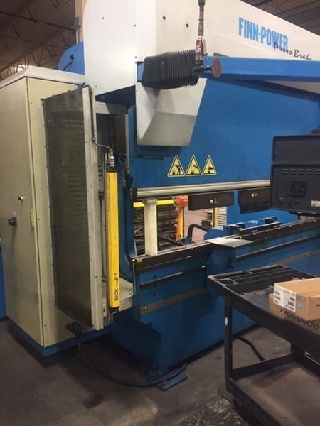 138 Ton X 10′ Finn-Power B125-3060 CNC Hydraulic Press Brake, 2004 – 6-Axis Backgauge, Wila Tooling, Sick Safety Light Curtains, Transformer, Delem 69 CNC Control