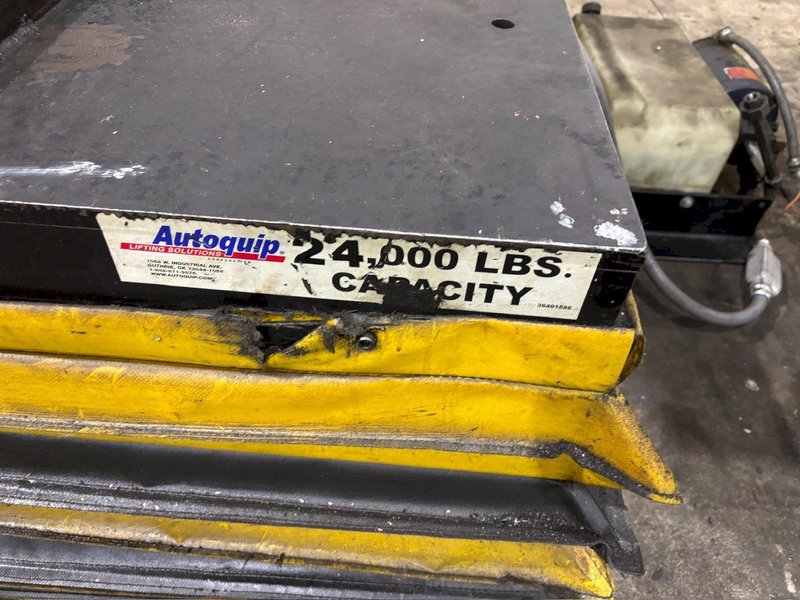 24,000 LBS X 7’ X 4’ AUTOQUIP HYDRAULIC LIFT TABLE: YOBRO #24356