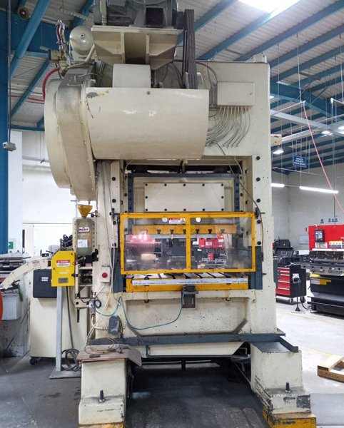 150 Ton Minster P2 150-54 Punch Press, 1971