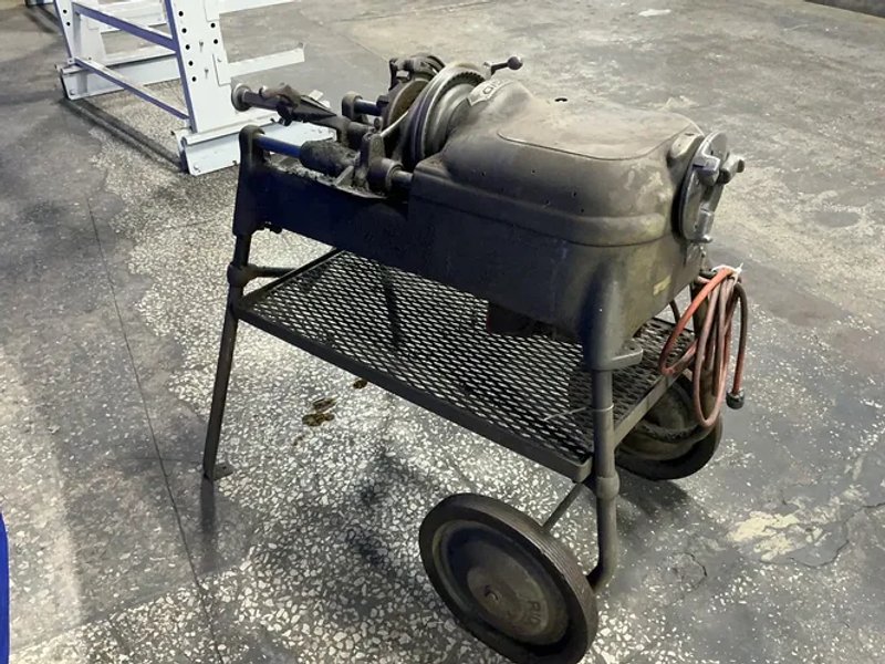 Rigid 2 1/2” Diameter  Pipe Threader - 535