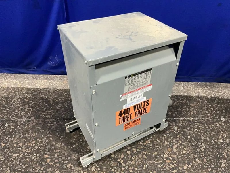 Square D  25 Kva Transformer - 25s3h