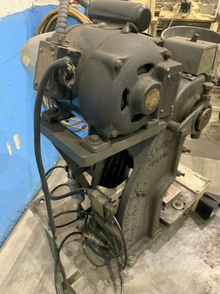 3 TON PERKINS JUNIOR BENCH TOP PUNCH PRESS: STOCK #81533