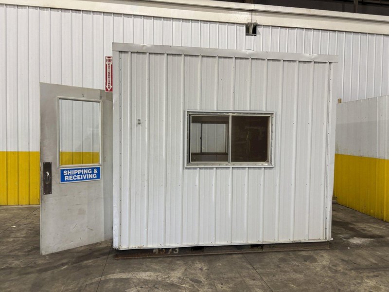 8' X 10' X 8'6" SOMMERS MOBILE LEASING MODEL N MOBILE OFFICE CONTAINER: YOBRO #23815