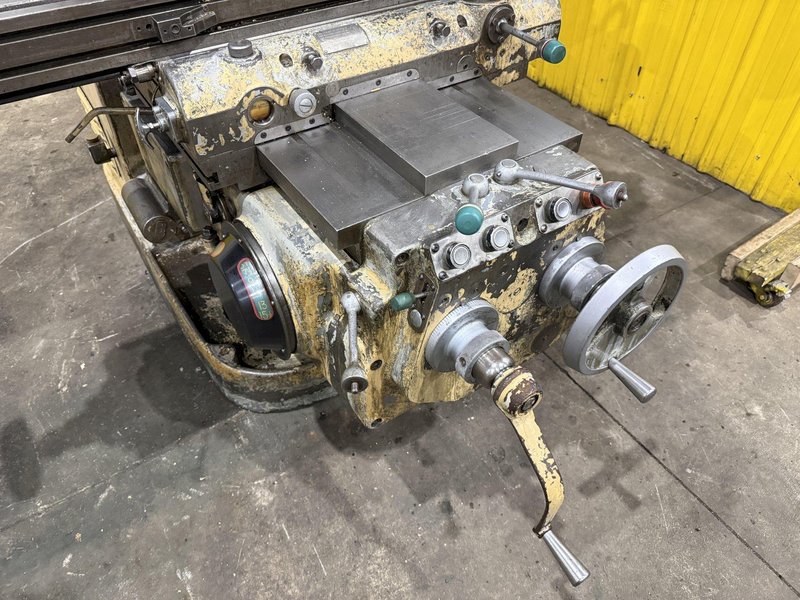 #3 CINCINNATI MODEL #310-14VDT VERTICAL MILL: YOBRO #25927