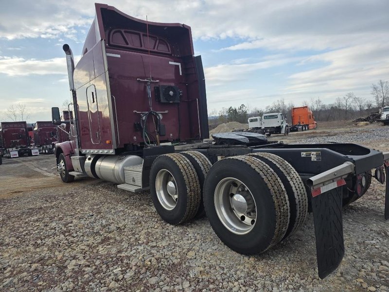 2022 Peterbilt 567 804176