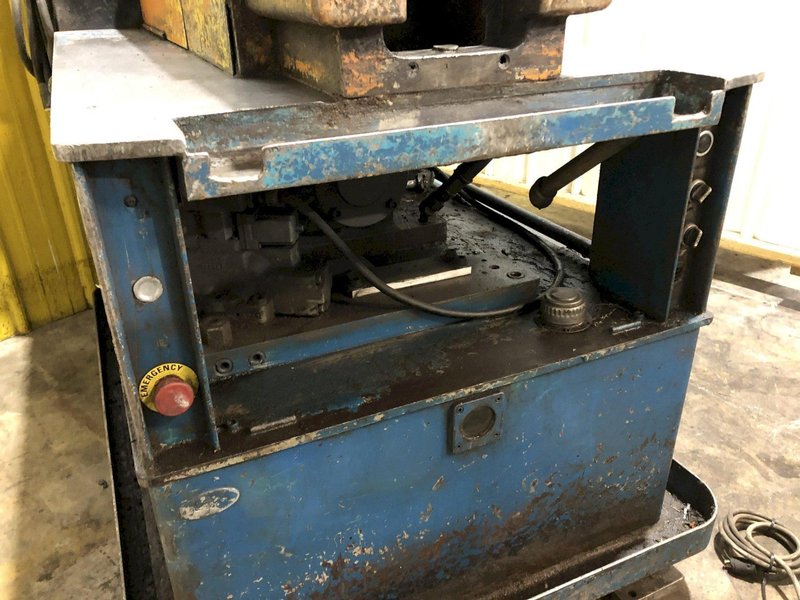 3" EAGLE MODEL #I/O - 77 - 4 LINE TUBE END FORMER: STOCK #18181